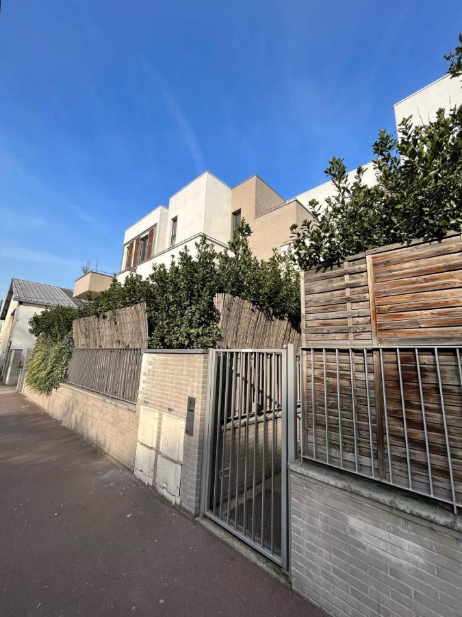 Modern And Bright Apartment Near Paris لا كورناوْف المظهر الخارجي الصورة